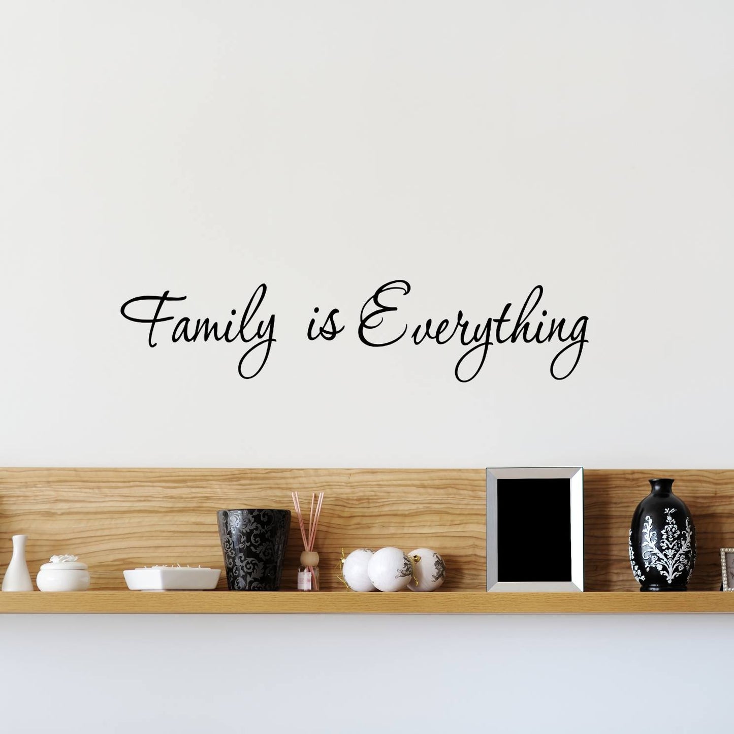 Family Is Everything English Lettering Wall Sticker