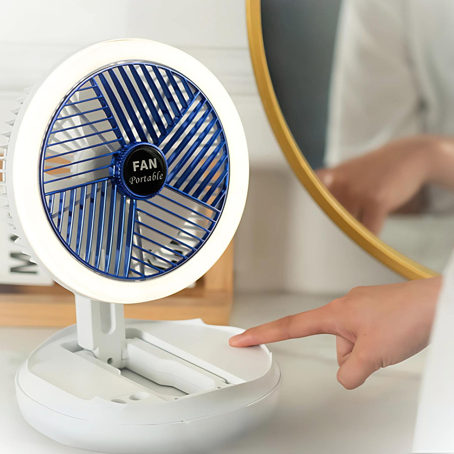 Portable All-in-One Fan and Lamp