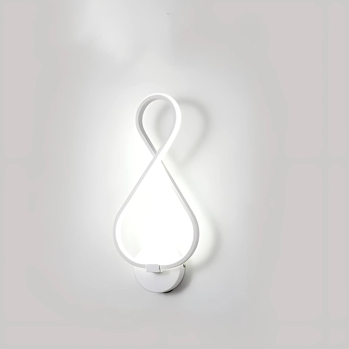 Nordic Minimalist Musical Note Wall Lamp